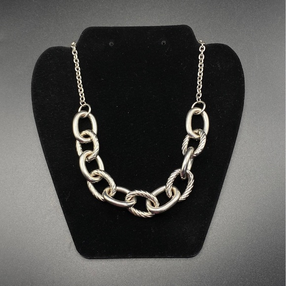Chunky Silver Tone Chain Textured Link Necklace - Picture 1 of 6
